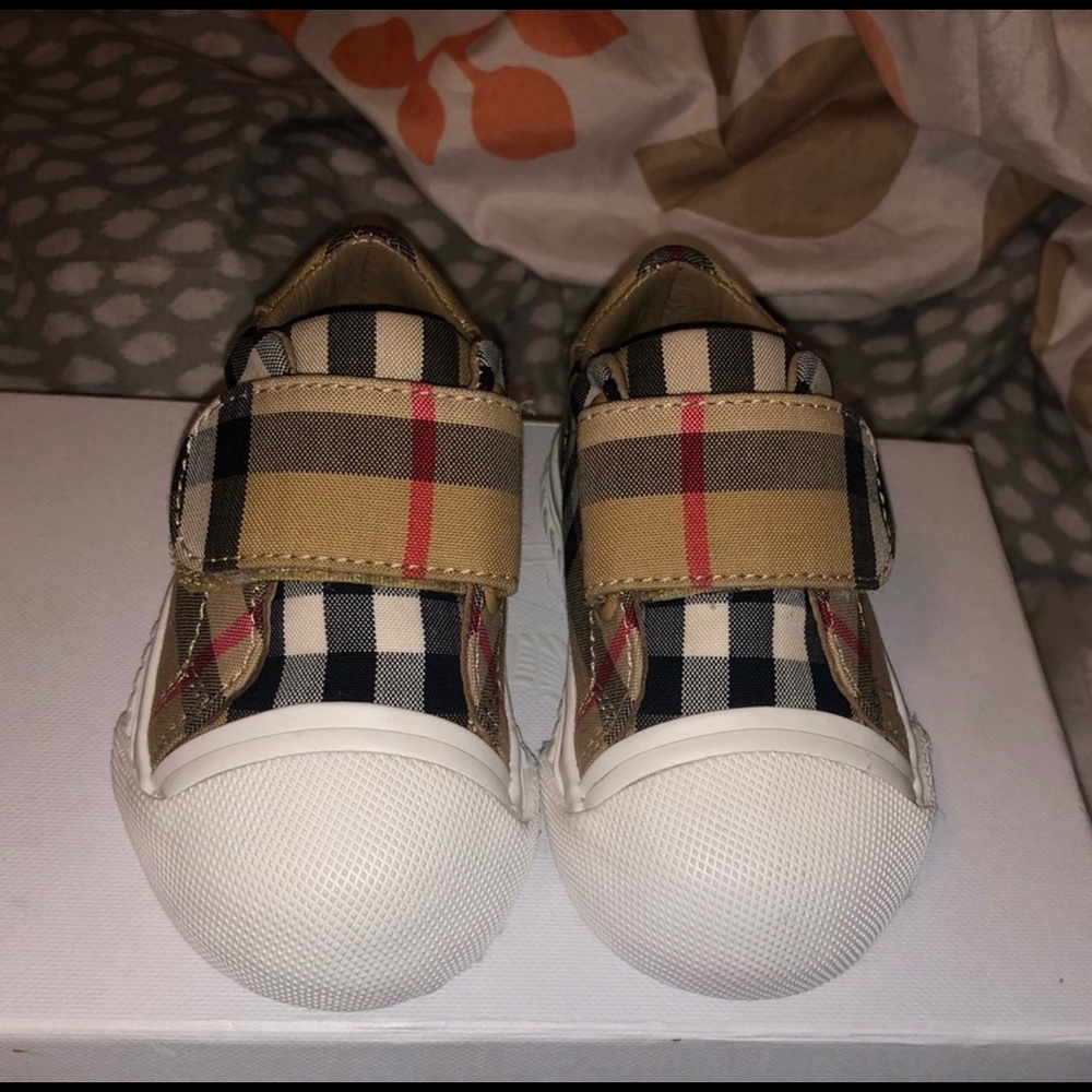 Size 2 baby Authentic Burberry shoes